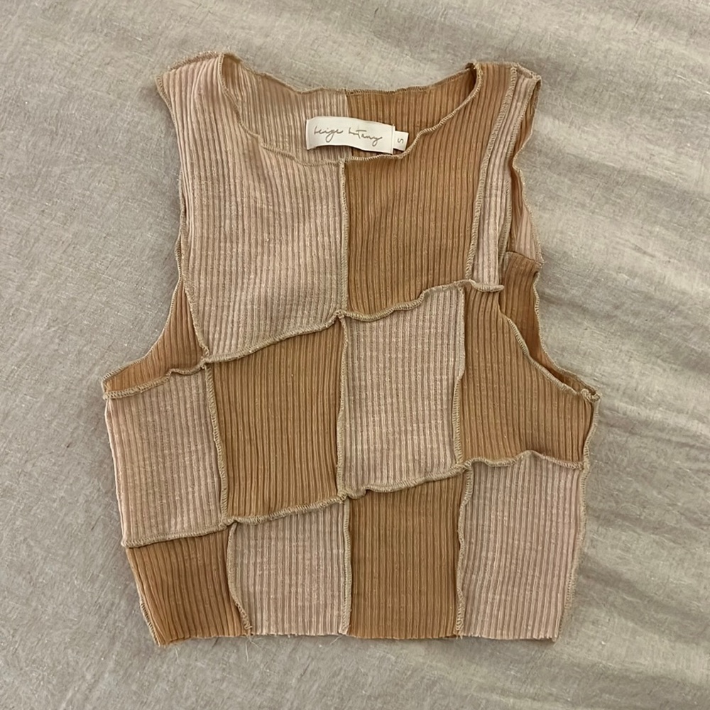 Cropped checkered top